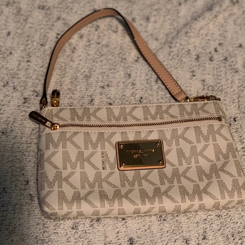 Michael Kors small purse